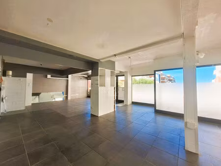 vente appartement 4 pièces  84.00m²  sète