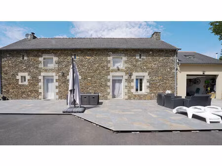 vente maison 6 pièces  170.00m²  guilliers