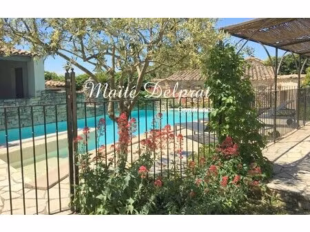 maison de plain-pied - piscine  pool house et jardin paysagé – aubignan (84)