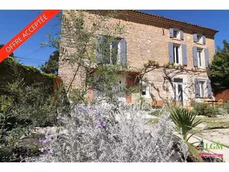 charme et authenticité au cœur de la provence - mas de ville rénové avec jardin