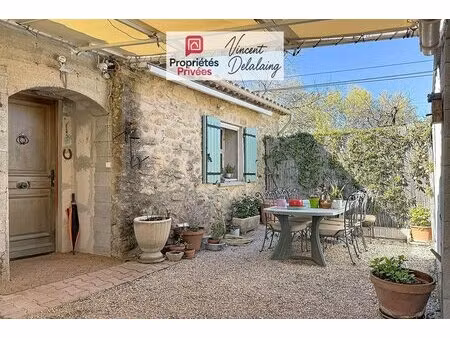 charmante maison sur grand terrain