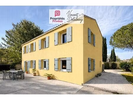 maison t7 et t1 avec piscine
