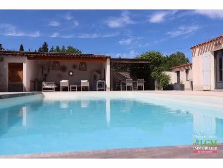 villa de 188 m² aux belles prestations prête à vous accueillir