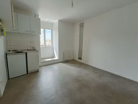 location appartement 1 pièce 18m² reims 51100