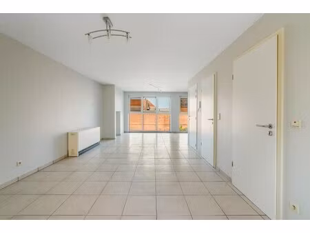 appartement te huur in eeklo met 2 slaapkamers