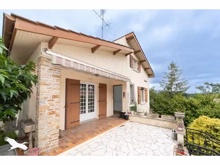 vente maison 7 pièces 195 m² à montendre (17130)  267 648 €