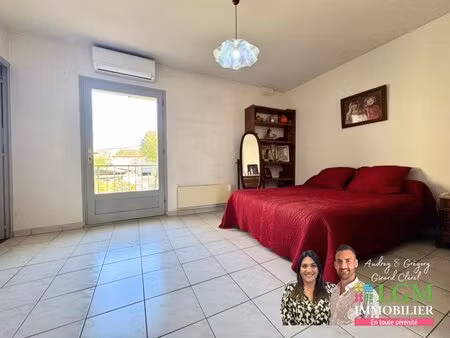 maison de village avec grande cour  rare sur le secteur !