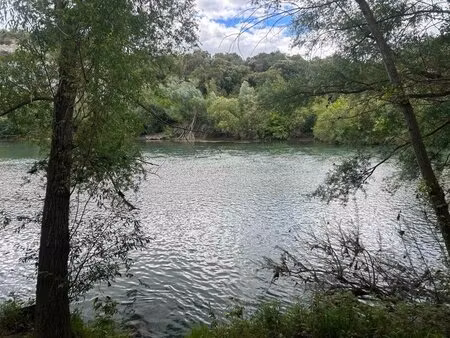maison de charme avec accès privé rivière – fort potentiel locatif – secteur pont du gard