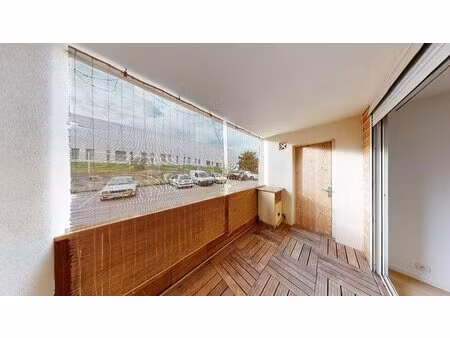 marseille 8ᵉ – escale borély à pied – t3 avec terrasse – vendu occupé – résidence fermée..
