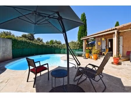 uzès: maison 5 ch avec piscine