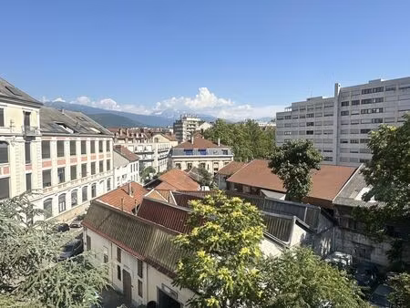 appartement à grenoble (38000)