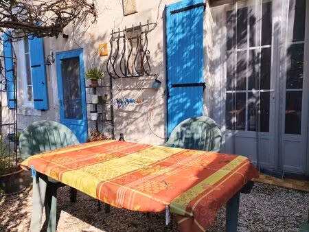 maison en pierre de caractère au sambuc – 3 chambres  terrasse et charme authentique en...