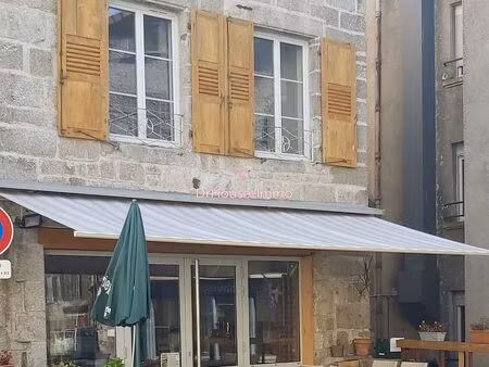 mur et fond de commerce gite et restaurant à saugues