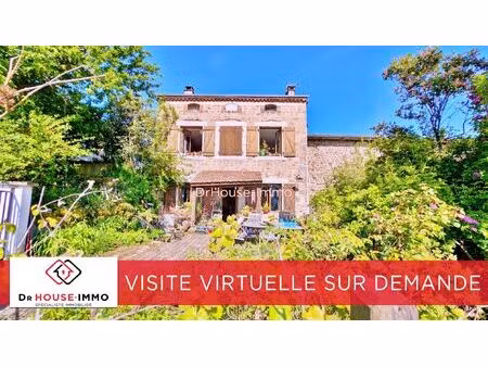 belle maison en pierre de 104 m² - ancienne ferme avec dépendances