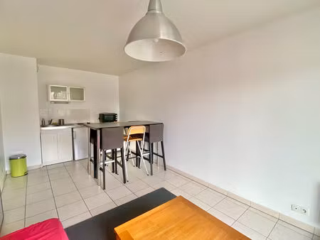 nantes - a louer - canclaux mellinet - appartement 2 pièces meuble