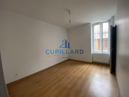 a louer appartement t2 - rdc - 34 6m2 - centre ville