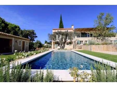 villa de luxe de 8 pièces en vente les baux-de-provence  provence-alpes-côte d'azur