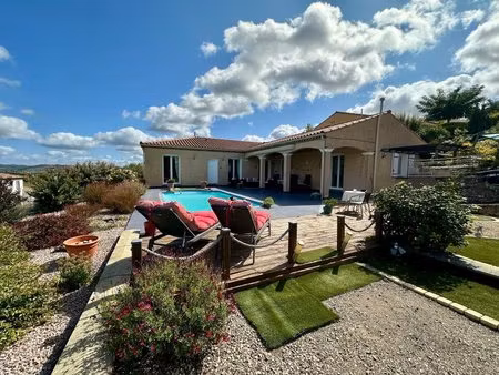 villa 4 chambres  clé en main avec vues panoramiques  jardin et piscine à limoux