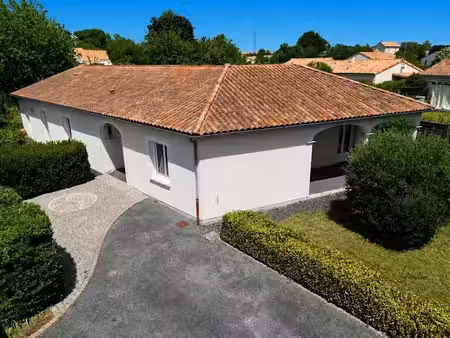 vente maison 6 pièces 150 m² à smarves (86240)  293 000 €