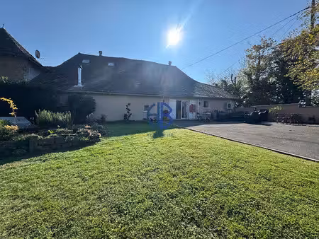 vente maison 7 pièces 92 m² à les avenières (38630)  299 000 €