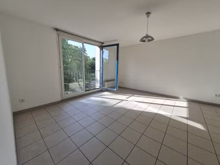 location appartement 2 pièces 37m² arras 62000