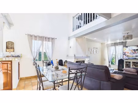 vente maison 4 pièces 102 m² la londe-les-maures (83250)