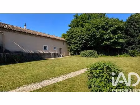 immeuble à saint-julien-de-peyrolas (30760)