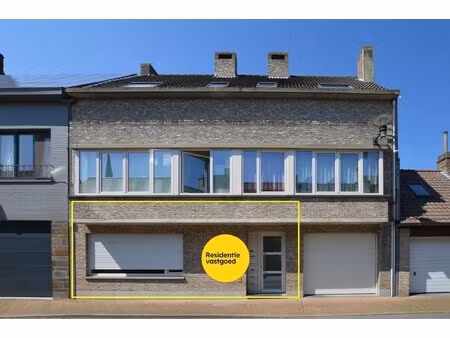 gelijkvloers appartement met 2 slaapkamers gelegen in centrum oudenburg.