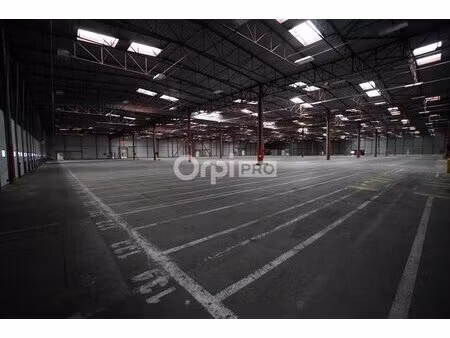 vente entrepôt 34 841 m²