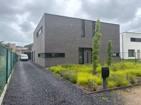 ben-woning met 3 slaapkamers in houthalen-oost