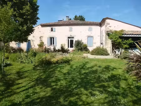 vente maison 9 pièces 227 m² à béguey (33410)  299 900 €