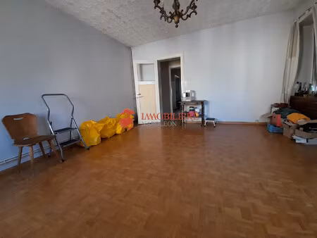 appartement 3 pièces à rénover