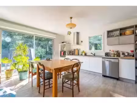 vente maison 4 pièces 88 m² à saint-morillon (33650)  322 900 €
