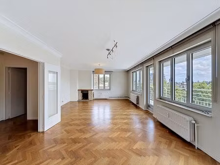appartement à vendre avec terrasse et 3 chambres   woluwe-saint-lambert (vbe38335)