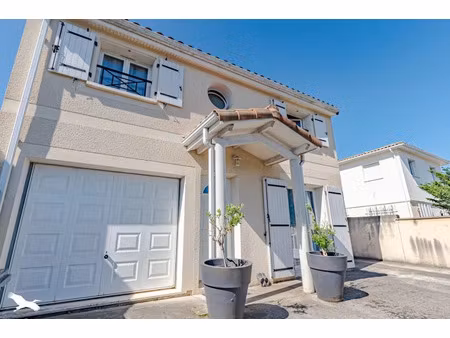 vente maison 6 pièces 103 m² à bassens (33530)  314 160 €