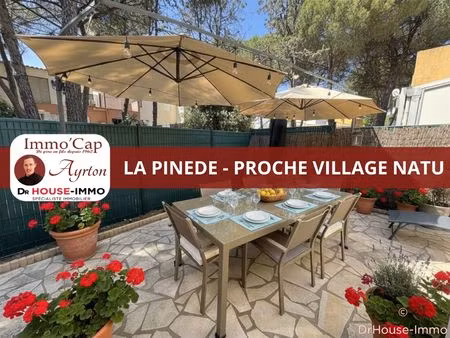 t3 avec place de parking à la pinede