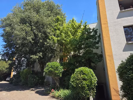 appartement 4 pièce(s) 94 94 m2 montpellier  secteur saint-lazare