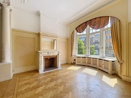 triplex à louer à boulevard général jacques 186 ixelles (vbe38705)