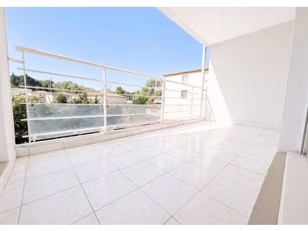 t3 lumineux avec terrasse et parking 68 m² montpellier