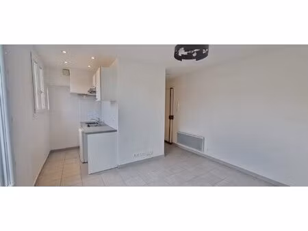 location appartement 2 pièces 28m² asnieres sur seine 92600