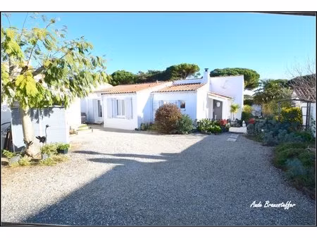 maison à vendre 5 pièces le bois plage en re (17) de plain pied en parfait état à 2' de la