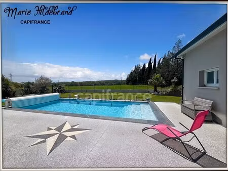 villa contemporaine 134m² habitables avec piscine  séjour cathédrale  vue dégagée  jardin.