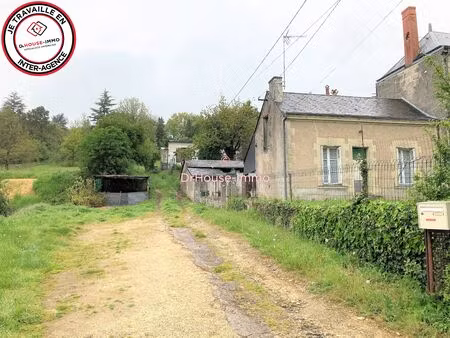 grand terrain en partie constructible avec 2 habitations et petites dépendances