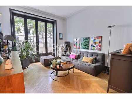 t4 avec cachet dans un superbe immeuble art déco - saxe gambetta