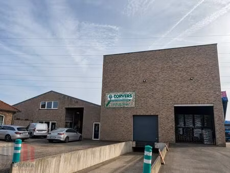 surface industrielle à louer à voortstraat 35 beringen (rbw30429)