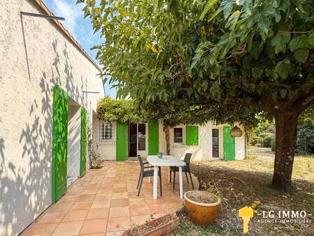 maison 4 pièces  3 chambres  terrain 2165 m2  garage