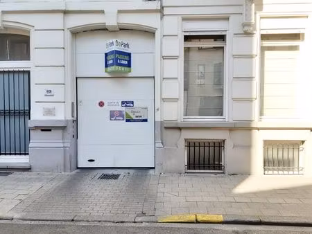 parking à louer à jacques jordaens - jakob jordaensstraat 10 bruxelles (vbe38107)