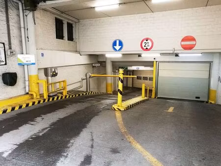 parking à louer à van helmont - van helmontstraat 19 bruxelles (vbe38066)