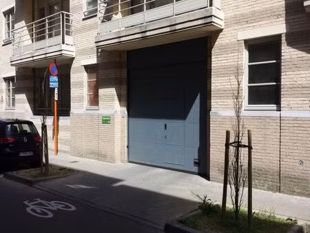 parking à louer à godecharle - godecharlestraat 18 ixelles (vbe38116)