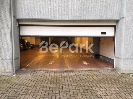 parking à louer à solvay - solvayplein 4 schaerbeek (vbe38157)